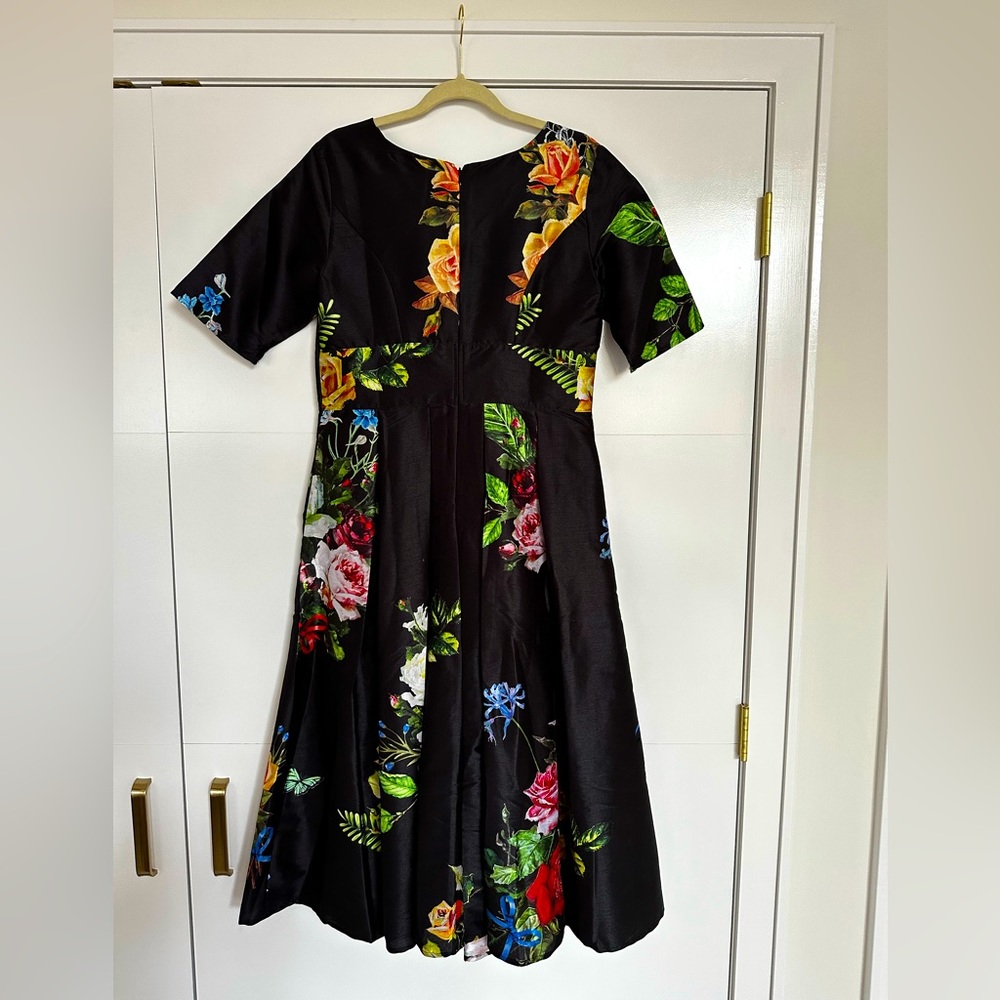 Eshakti black floral dupioni t-length dress